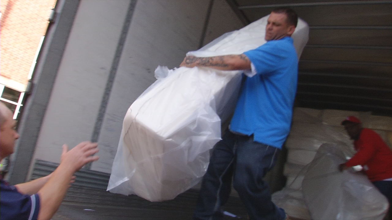 Tempur Sealy and Sleep Outfitters mattresses donation to Wayside Christian Mission 5-8-19